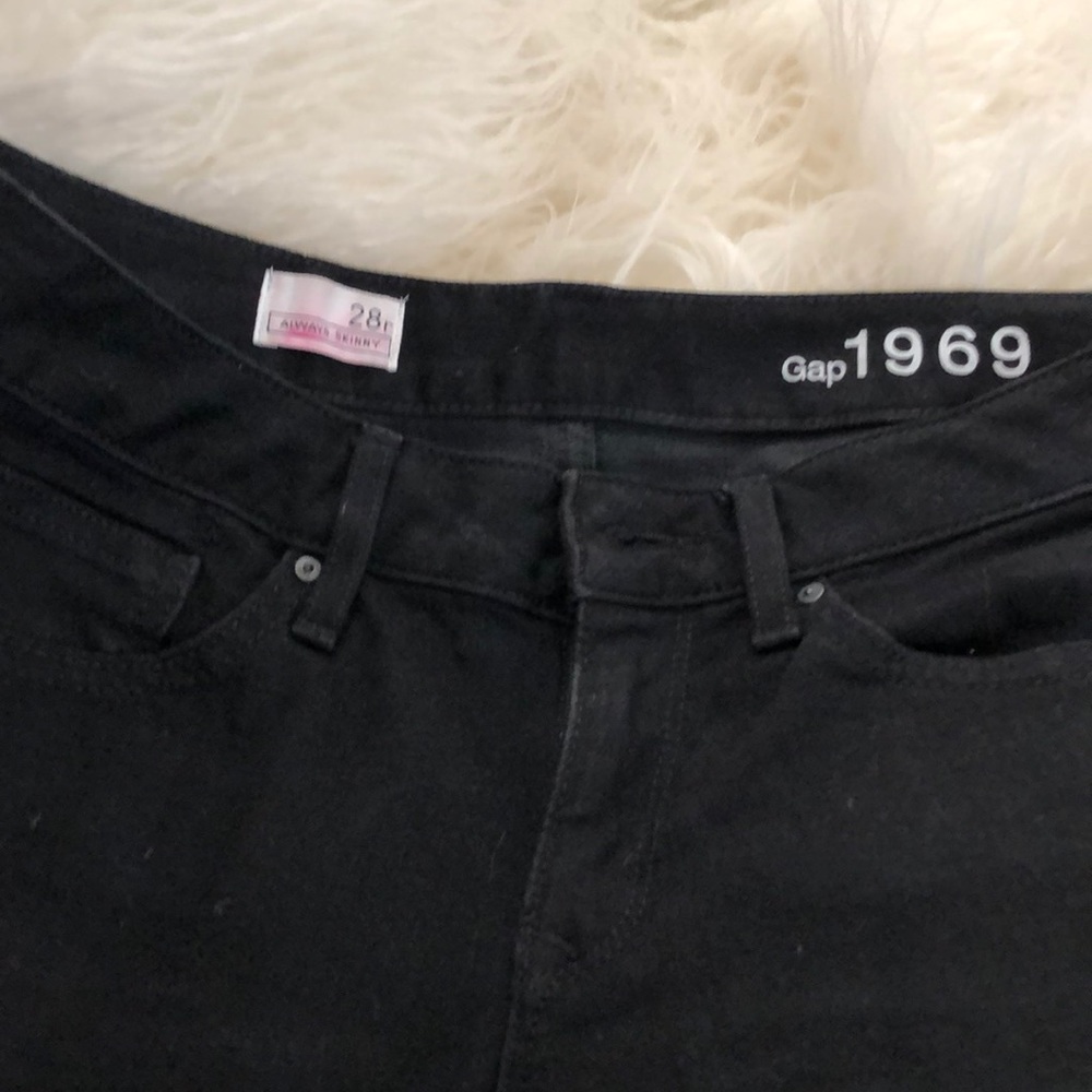 Gap 1969 always skinny size 28 regular
